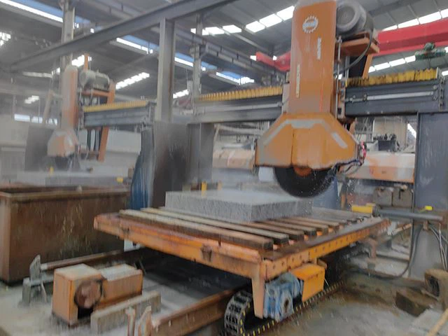 Stone Cutter for Cutting Kerb Stone